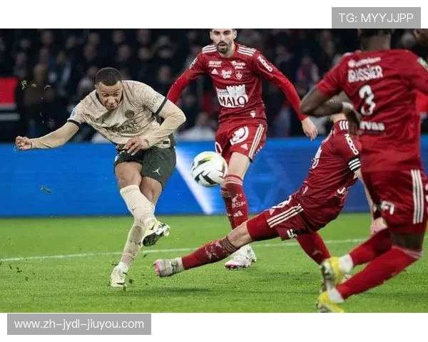 法甲各队防守能力全面比较:封堵、协防与门将扑救